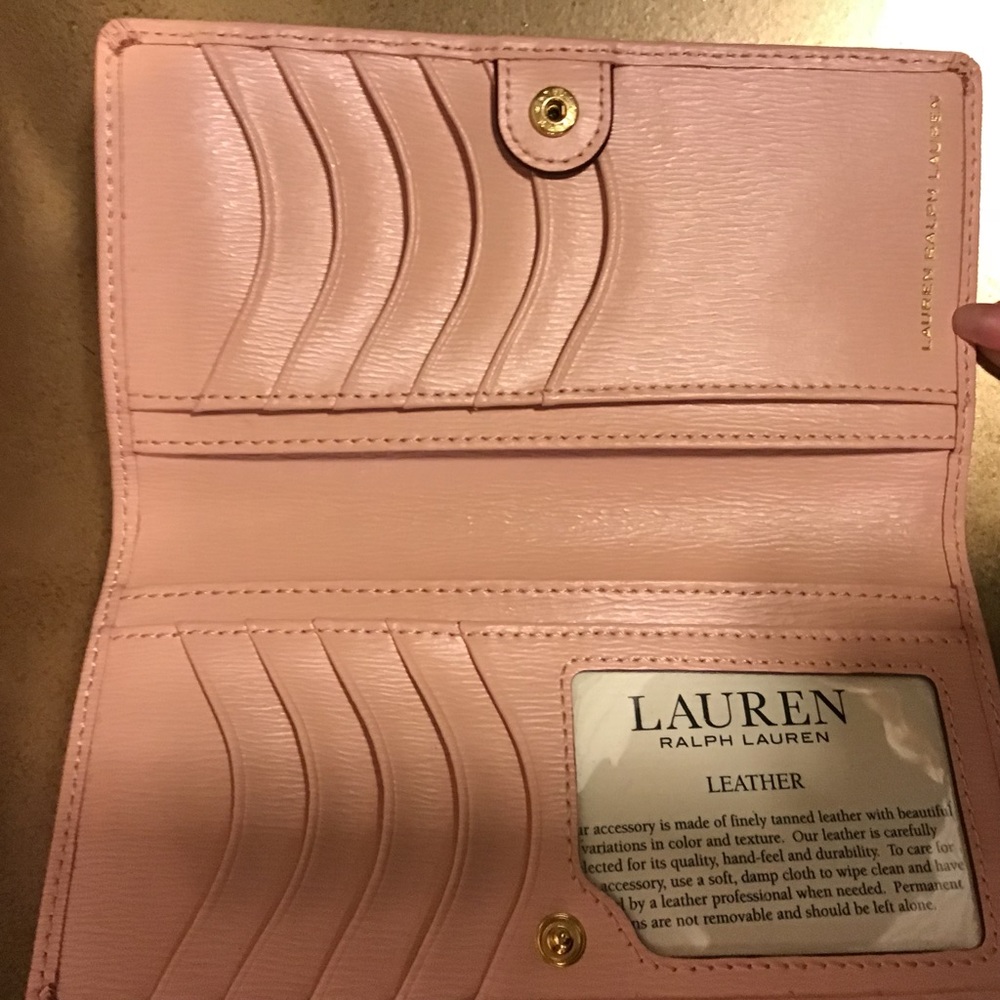 Wallet - Picture 5 of 6